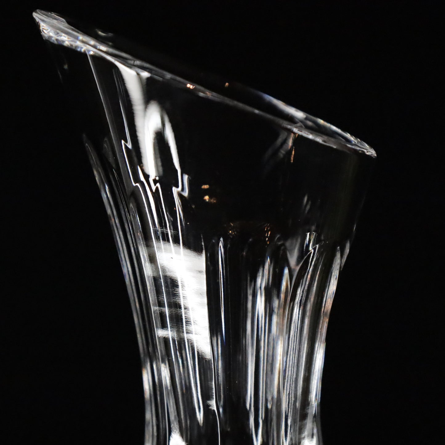 Luxurious Antoinette wine decanter, designed with intricate detailing and a tall stopper, adding elegance to fine dining settings.