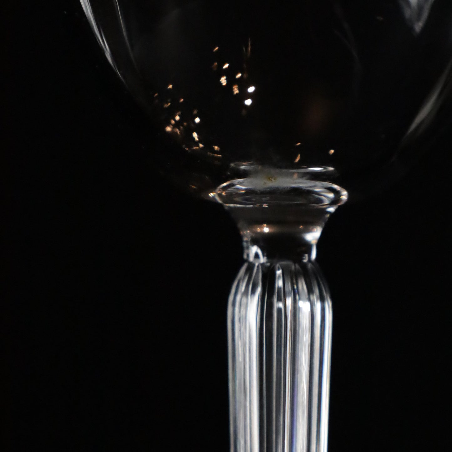 Aurora crystal white wine glasses with a graceful silhouette and polished detailing, showcased in a luxurious set of six