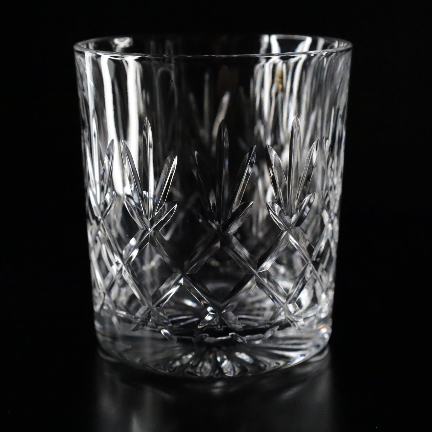 Elegant Crown tumblers with timeless designs and polished details, displayed as a set of two, perfect for couples or gifting.