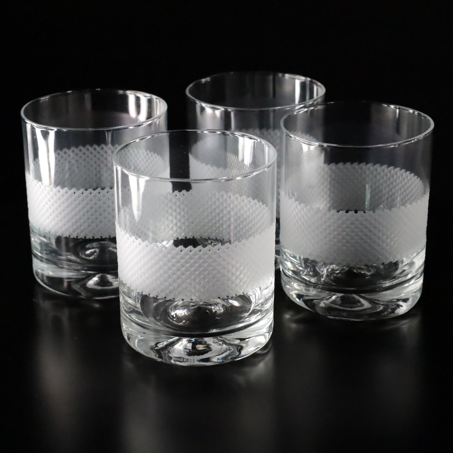Stylish Eternal crystal whisky glasses with a modern and minimalist design, available in a versatile four-piece set.