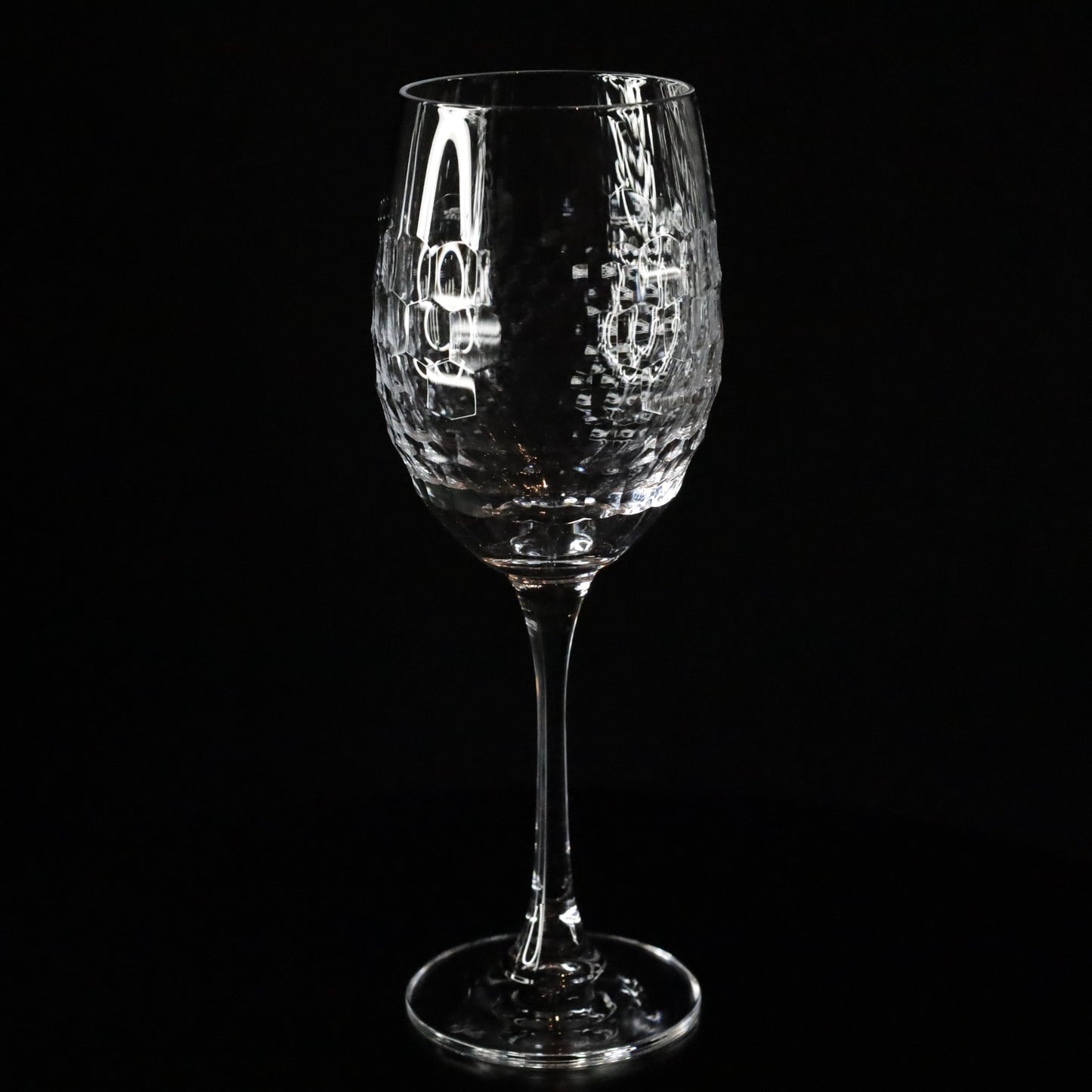 Sophisticated Lily crystal red wine glasses with intricate hammered detailing and a refined silhouette, perfect for enhancing wine enjoyment