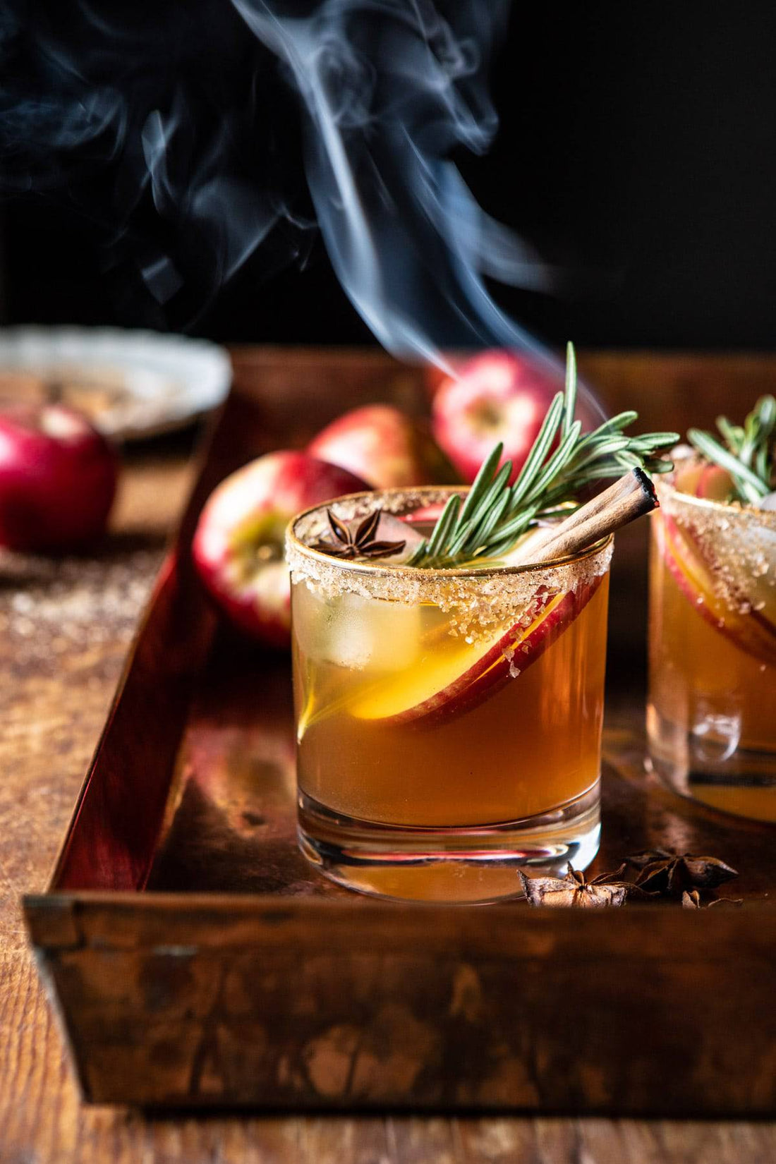autumn coctails in whisky glasses