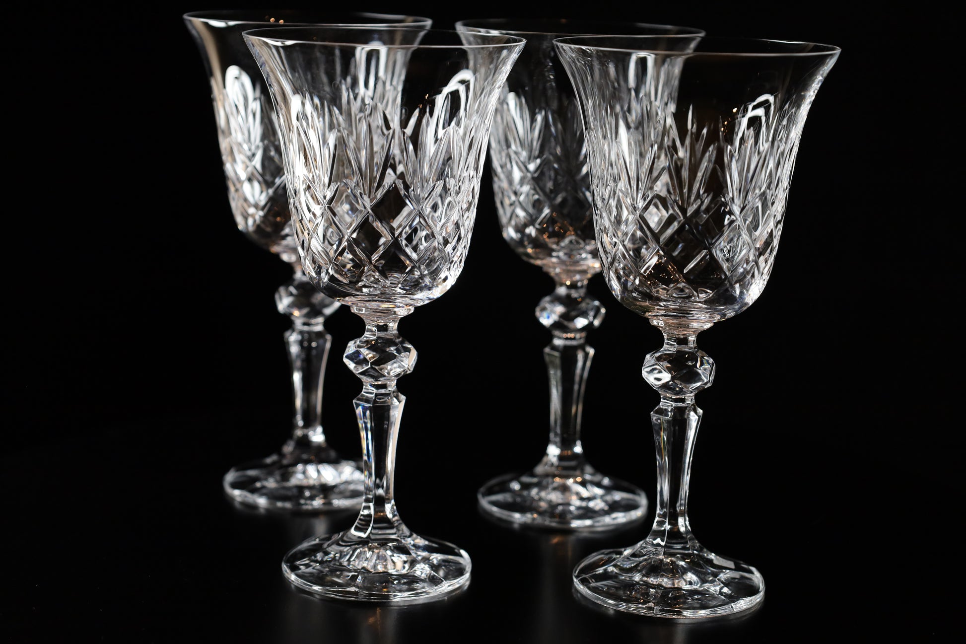 four crystal glasses crown collection red wine